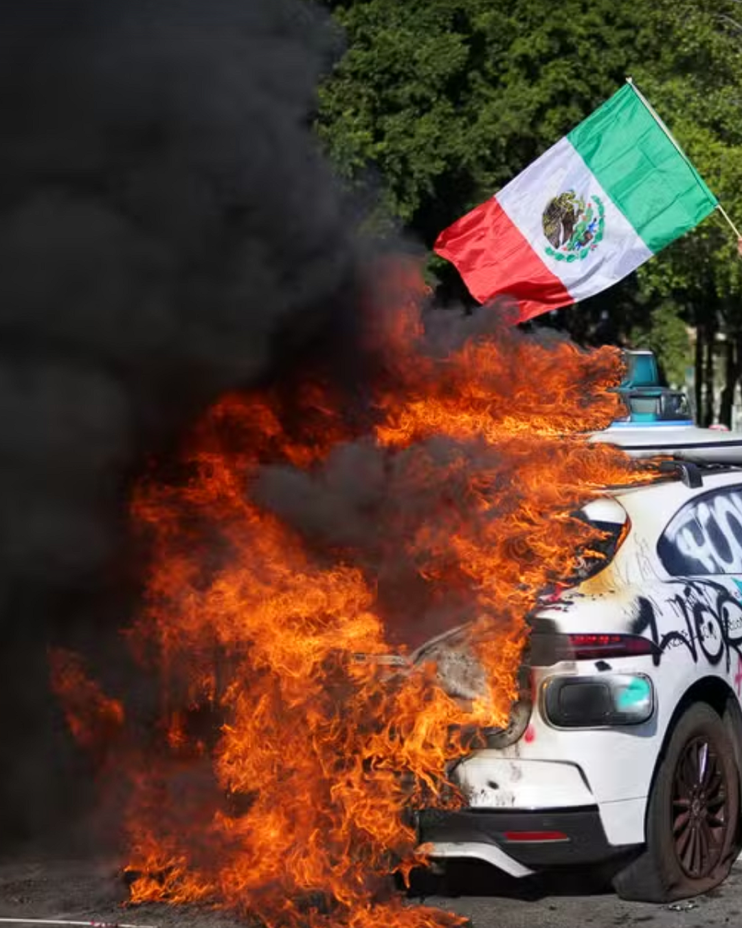 Protestos em Los Angeles: O que está por trás dos confrontos que tomaram as ruas da cidade?